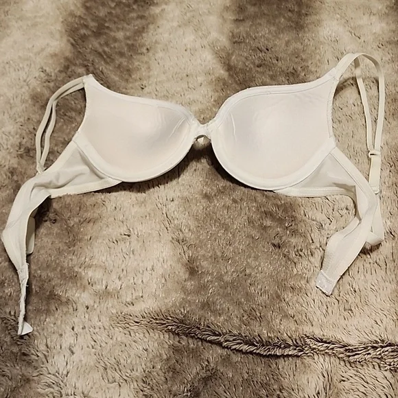 bra - Picture 3 of 6